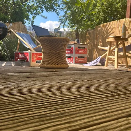 Bretterbutze Terrassenbutze - Design & Sonnenterrasse Διαμέρισμα